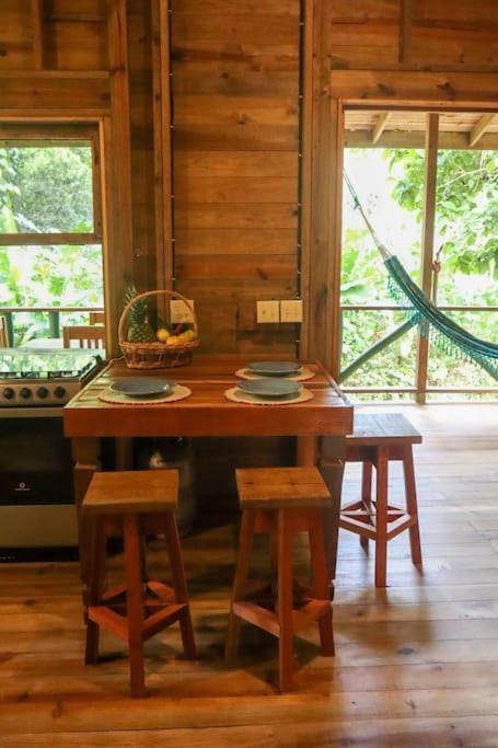 Jungle Beach 2 Bedroom Cottage Бокас-дель-Торо Экстерьер фото